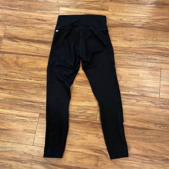 Fabletics black mesh inserts leggings, XS - Picture 2 of 5